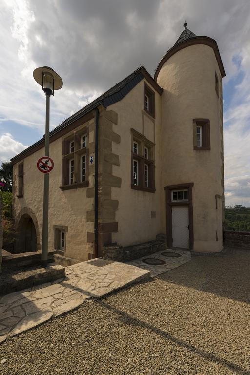 Hotel Restaurant Haesfeld Überherrn エクステリア 写真